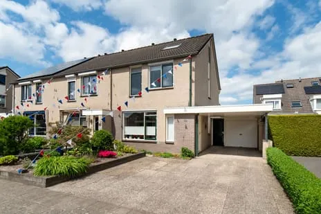 Hoekwoning te koop: Pijlkruid 53, Kruidenwijk Noord Nijverdal
