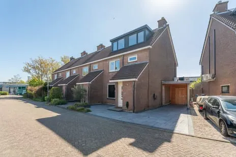 Hoekwoning te koop: Pijlkruidstraat 33, Bloemenbuurt Voorhout
