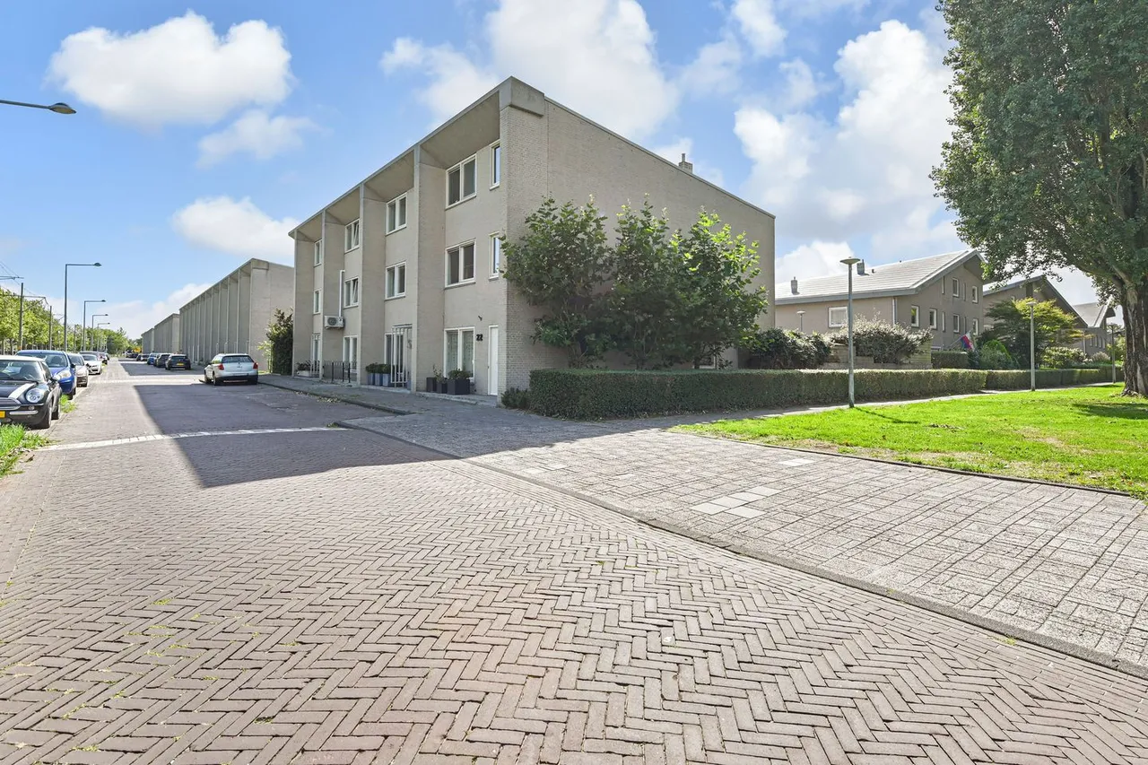 Tussenwoning te koop: Pijlkruidveld 23, 'S-Gravenhage