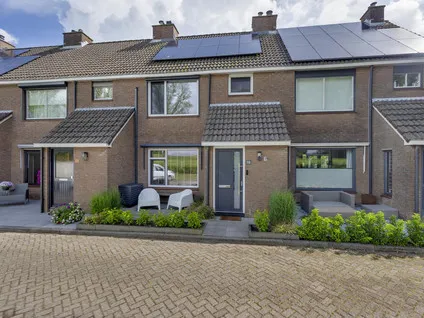 Tussenwoning te koop: Pijlstaart 18, Oud-Beijerland Zoomwijck Oud-Beijerland