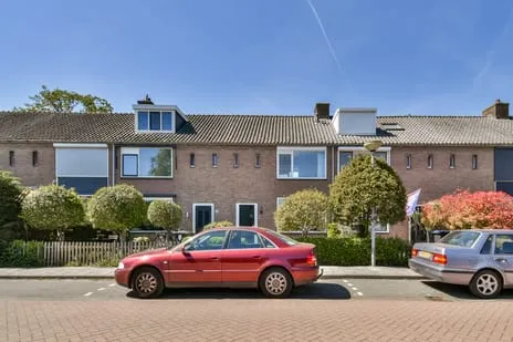 Tussenwoning te koop: Pijlstaartweg 26, Oude dorp Landsmeer