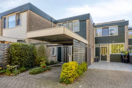 Tussenwoning te koop: Pijnboomhof 7, Arnhemse Allee Arnhem