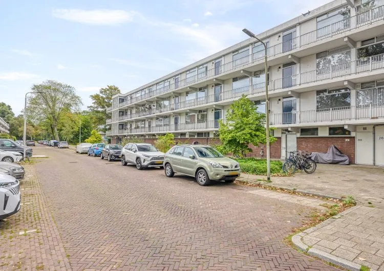 Appartement te koop: Pijperring 292, Delft