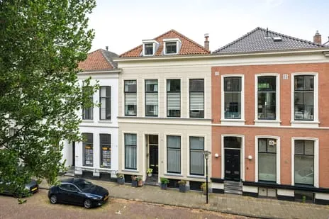 Tussenwoning te koop: Pikeursbaan 10, Singel Deventer
