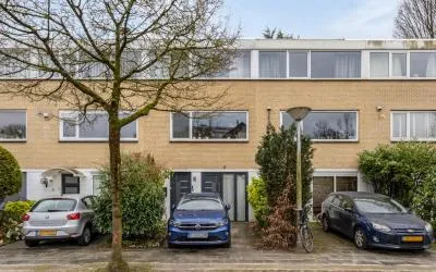 Terraced house for sale: Pilatus 3, Alpen Rondwegbuurt Amstelveen