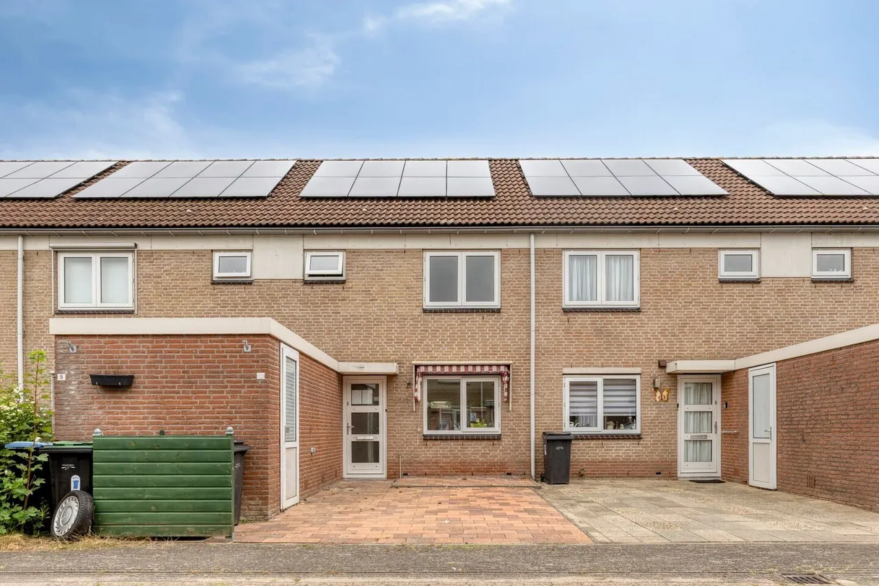 Tussenwoning te koop: Pimpernelstraat 11, Almere