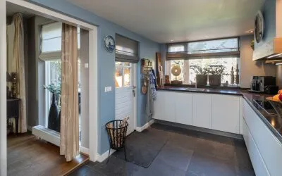 Tussenwoning te koop: Pinksterbloem 30, Paddewei Barendrecht