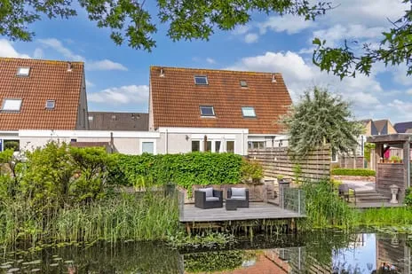 Terraced house for sale: Pinksterbloem 30, Duinterpen Sneek