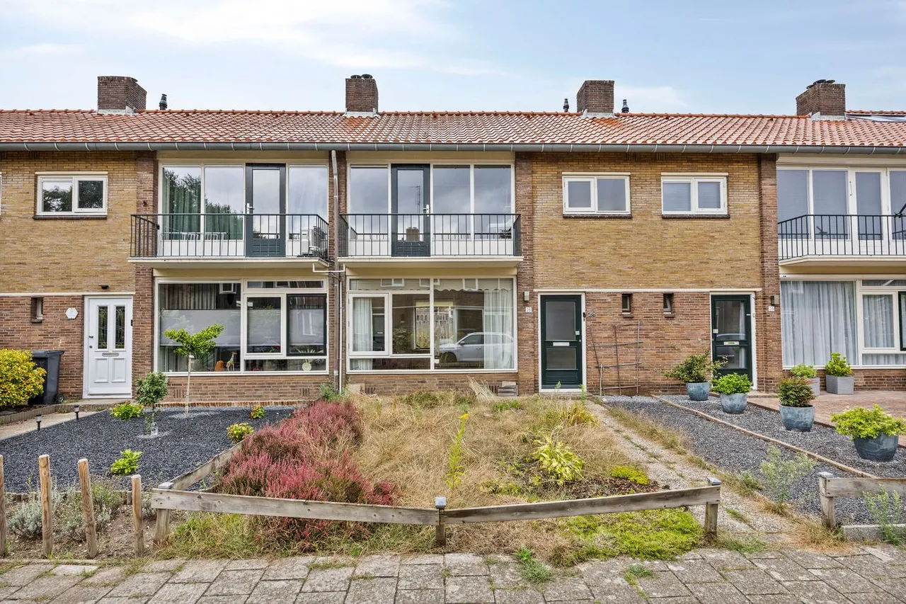 Tussenwoning te koop: Pinksterbloemstraat 28, Rheden