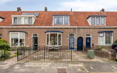 Terraced house for sale: Pinkstraat 7, Zamenhofpark Leeuwarden