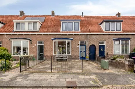 Tussenwoning te koop: Pinkstraat 7, Zamenhofpark Leeuwarden