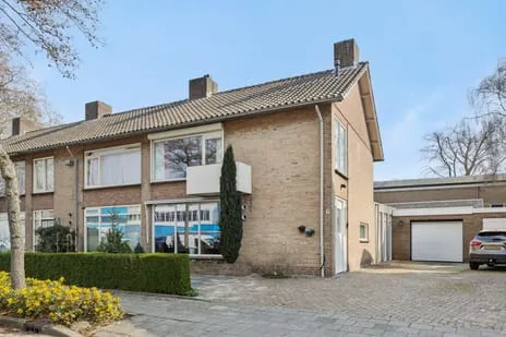 Hoekwoning te koop: Pioenroosstraat 6, Centrum Uden
