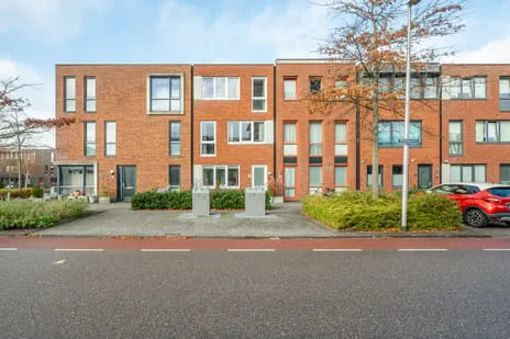 Tussenwoning te koop: Piraeushaven 20, Europa Purmerend