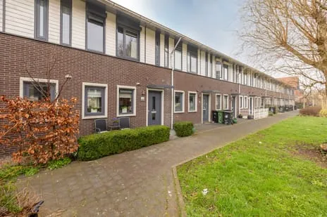 Tussenwoning te koop: Piramidepad 44, Purmerend