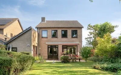 Twee-onder-één-kap te koop: Pironstraat 17, Kern Axel Axel