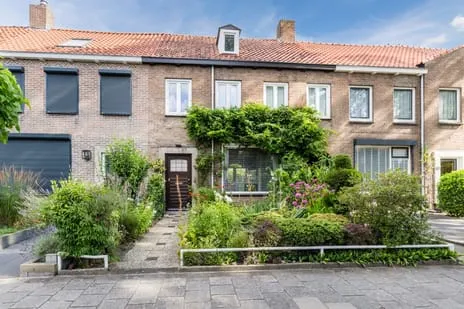 Terraced house for sale: Pius X-straat 39, Centrumgebied Oost Rijen Rijen