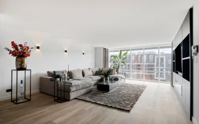 Appartement te koop: Piusplein 25-04, Koningsplein Tilburg