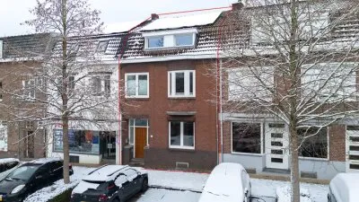 Tussenwoning te koop: Piusstraat 1A, Terwinselen Kerkrade