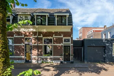 Corner house for sale: Piusstraat 331, Broekhoven I West Tilburg