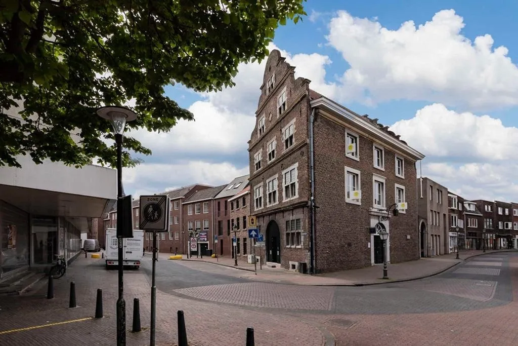 Studio te huur: Plakstraat 118, Sittard