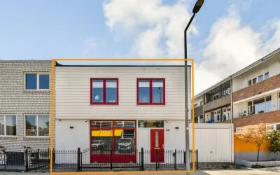 Twee-onder-één-kap te koop: Planciusstraat 23, Dorp Hoek Van Holland