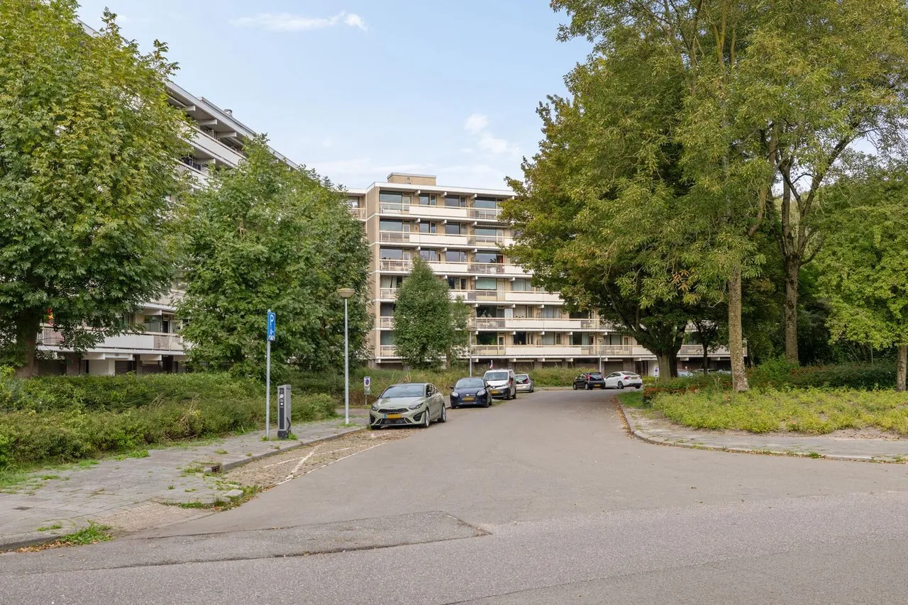 Appartement te koop: Planetenlaan 367, Groningen