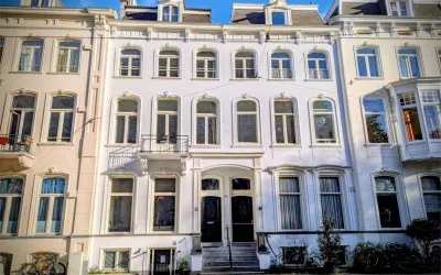 Tussenwoning te koop: Plantage Parklaan 18, Amsterdam
