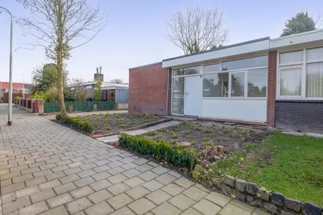 Twee-onder-één-kap te koop: Plantagehof 14, Visserijbuurt Tilburg