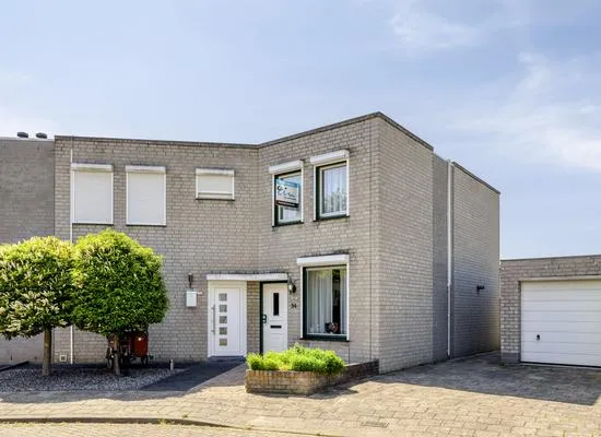 Corner house for sale: Plantagobeemd 54, Heugem Maastricht