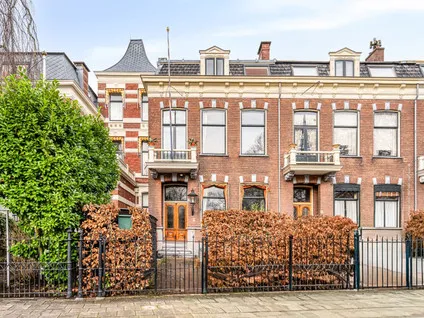 Tussenwoning te koop: Plantsoen 23, Levendaal-Oost Leiden