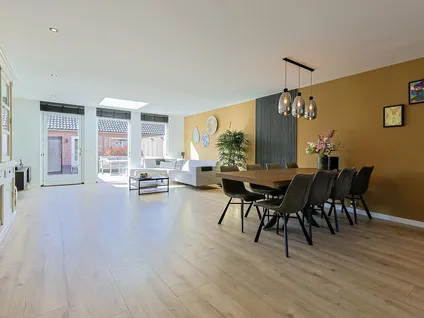 Tussenwoning te koop: Plantsoen 29, Zevenhoven Zevenhoven