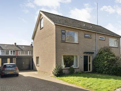 Twee-onder-één-kap te koop: Plantsoen 55, Vroomshoop-West Vroomshoop