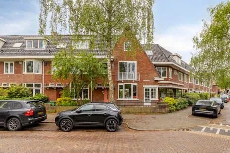 Tussenwoning te koop: Plantsoen Laanhorn 10, Randwijck West Amstelveen