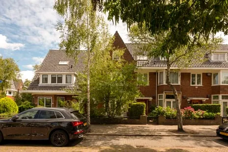 Tussenwoning te koop: Plantsoen Laanhorn 16, Randwijck West Amstelveen