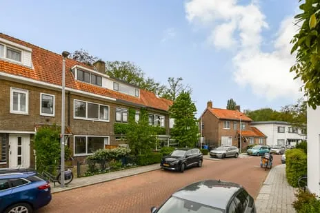 Terraced house for sale: Plaswijcklaan 15, Hillegersberg Noord Rotterdam