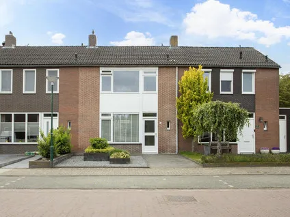 Tussenwoning te koop: Plataanstraat 11, Beukenlaan e.o. Westerhoven