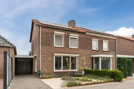 Twee-onder-één-kap te koop: Plataanstraat 4, Beukenlaan e.o. Westerhoven