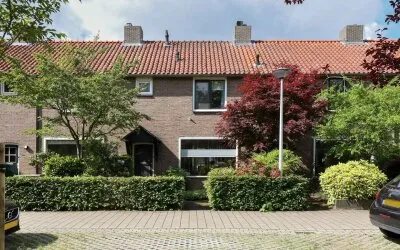 Terraced house for sale: Plataanweg 32, Langenoord Hoogland