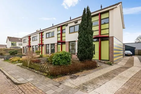 Hoekwoning te koop: Plataanweg 8, Roden Roden