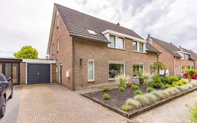 Tussenwoning te koop: Platanenhage 40, De Hagen Stadskanaal