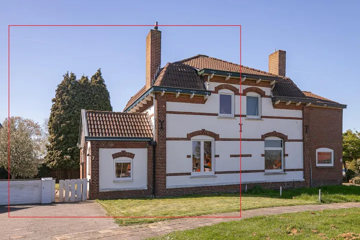 Twee-onder-één-kap te koop: Plein 7, Leenhof Landgraaf