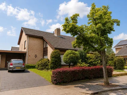 Tussenwoning te koop: Plesmanstraat 16, Vliegeniersbuurt Roermond