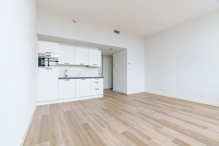 Studio te huur: Plesmanweg 471, Duttendel 'S-Gravenhage