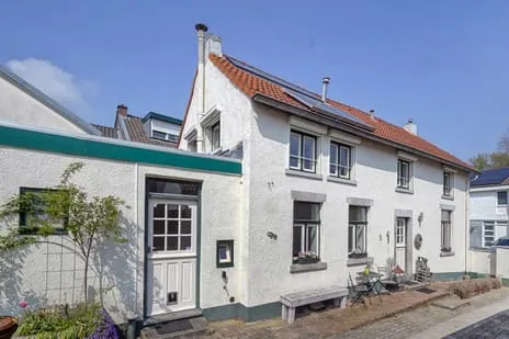 Twee-onder-één-kap te koop: Pletzersstraat 20, Wolder Maastricht