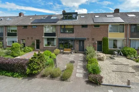 Tussenwoning te koop: Plevierenlaan 28, Zuiderwaard-Westerheul Vinkeveen