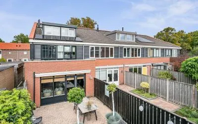 Hoekwoning te koop: Plevierenstraat 12, Emmeloord-Centrum-Tussen Gracht en Vaart Emmeloord