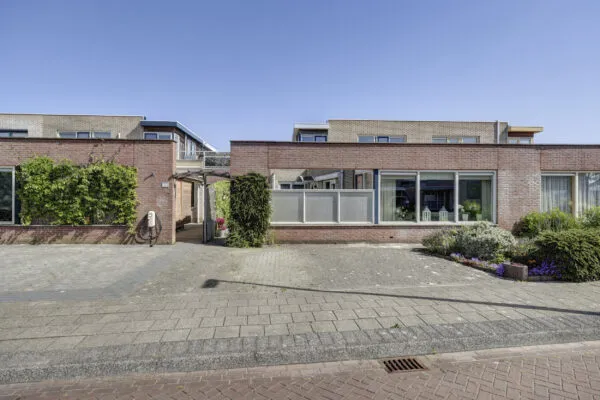 Tussenwoning te koop: Ploeg 3, Oosterterp en Zuiderpark Wieringerwerf