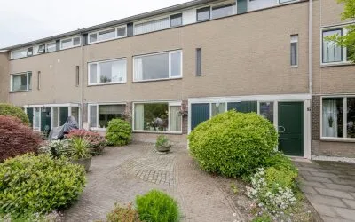 Tussenwoning te koop: Ploeglaan 44, Zuidbuurt Eemnes