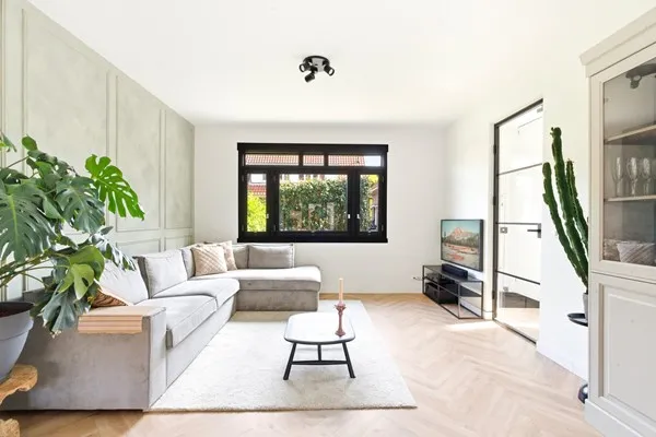 Hoekwoning te huur: Ploegstraat 36, Betondorp Amsterdam