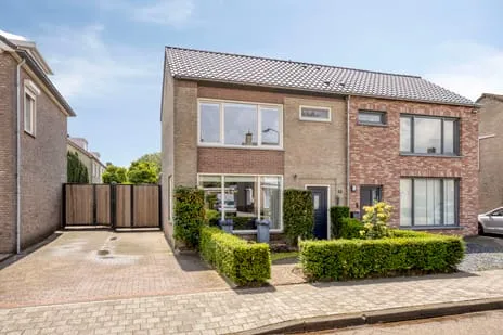 Semi-detached for sale: Plonderijen 53, Reusel Reusel
